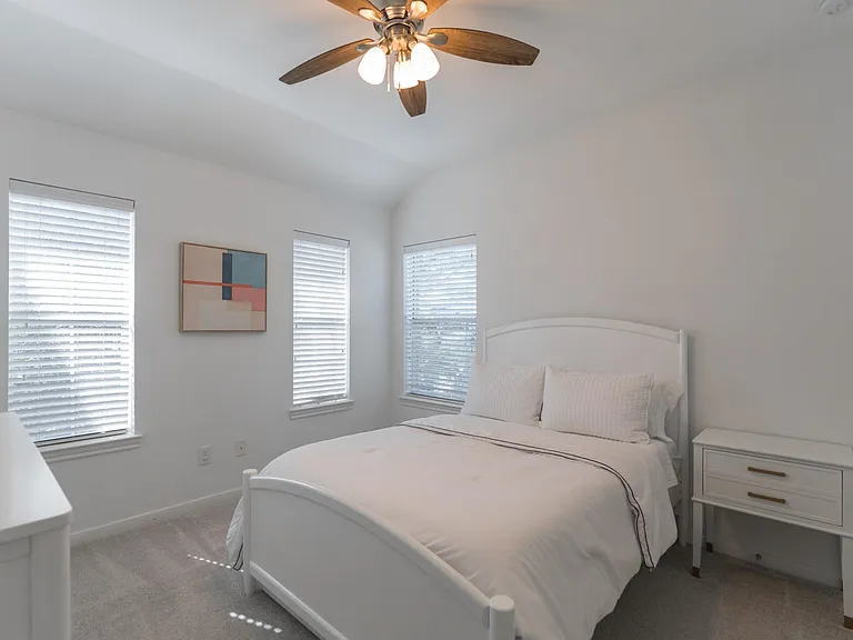 135 S Rocky Point Cir — Photo 29
