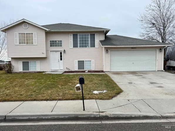2605 Applewood Ave, Fruitland, ID 83619