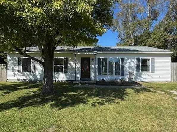 656 Queens Creek Road, Hubert, NC 28539