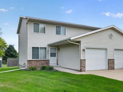 327 10th Ave NW, Byron, MN, 55920