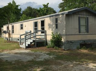 35 Oreo Rd, Grantsboro, NC 28529