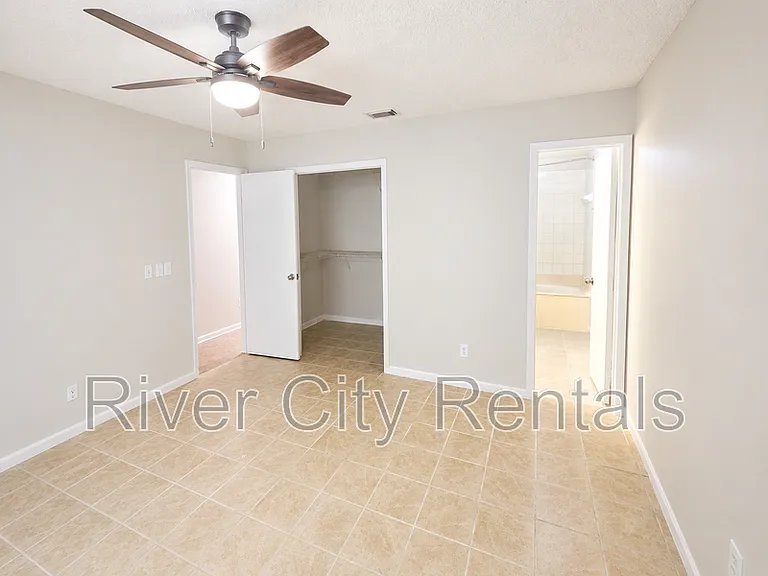 849 Candleknoll Ln — Photo 8