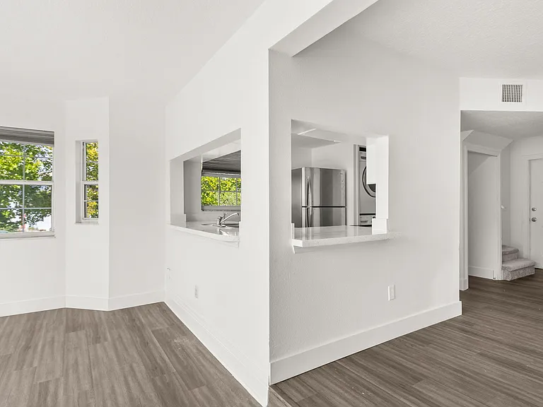 403 Orchid Dr — Photo 17