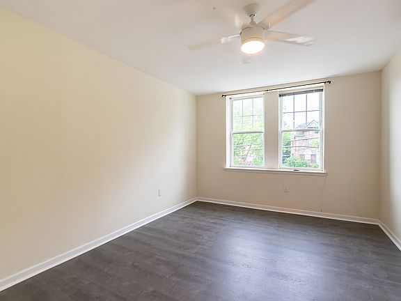 5th image of 1501 W Allegheny Ave #310