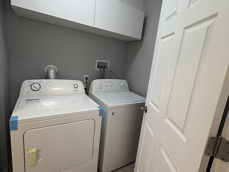 28B Fleming Ave — Photo 15