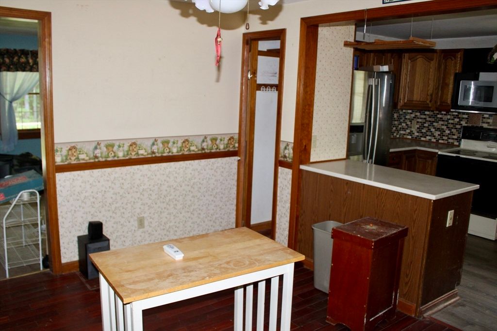 Apartment in Erving, Franklin - View 5