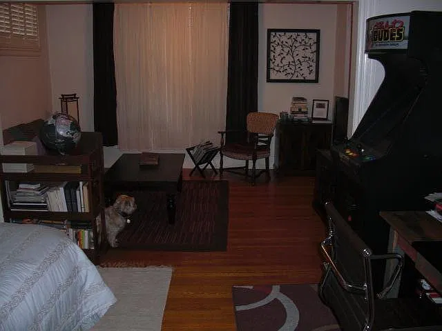 MAIN ROOM