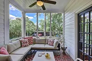 600 Hermitage Ct — Photo 10