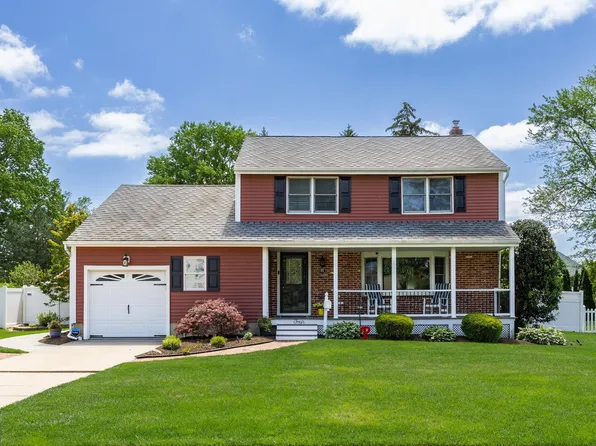 4 Sequoia Dr, Cinnaminson, NJ 08077