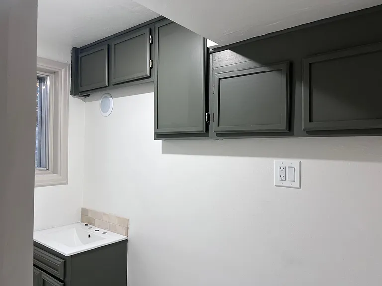 1535 Adams Ave — Photo 6
