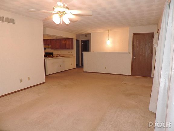5th image of 309 N Parkway Dr