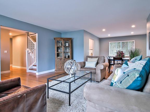 5th image of 4605 Royal Forest Ct