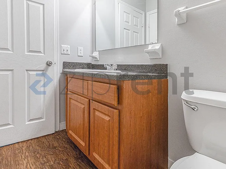 Bathroom 4