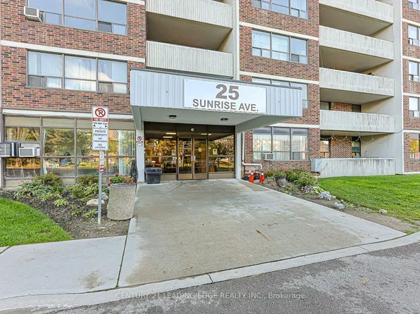 25 Sunrise Ave #301, Toronto, ON M4A 2S2