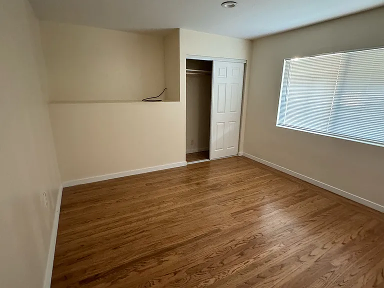 124 Halabuk Ct #2 — Photo 7