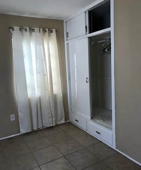 3013 Desoto Way S — Photo 7