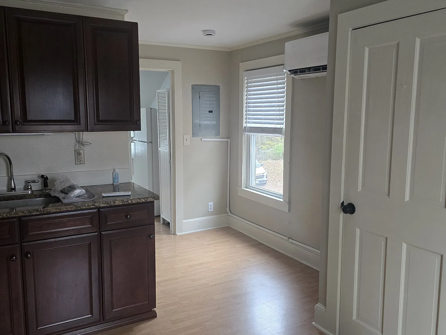 2 bed, 976 sqft, $1,995 — Photo 2
