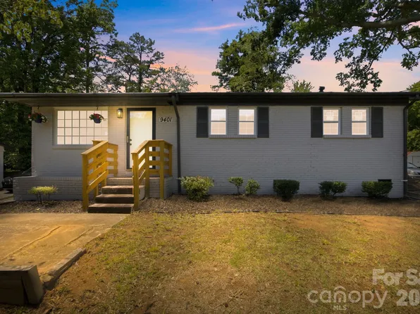 9401 Feldbank Dr, Charlotte, NC 28216