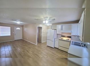 199 NW 9th Ave APT 12, Mulberry, FL 33860