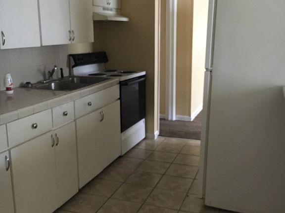 3rd image of 5022 Fredericksburg Ave