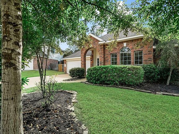 4th image of 35 Griffin Hill Ct