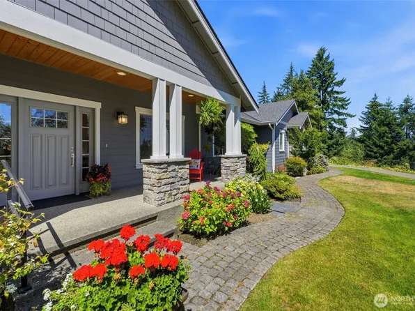 1076 12th Avenue, Fox Island, WA 98333
