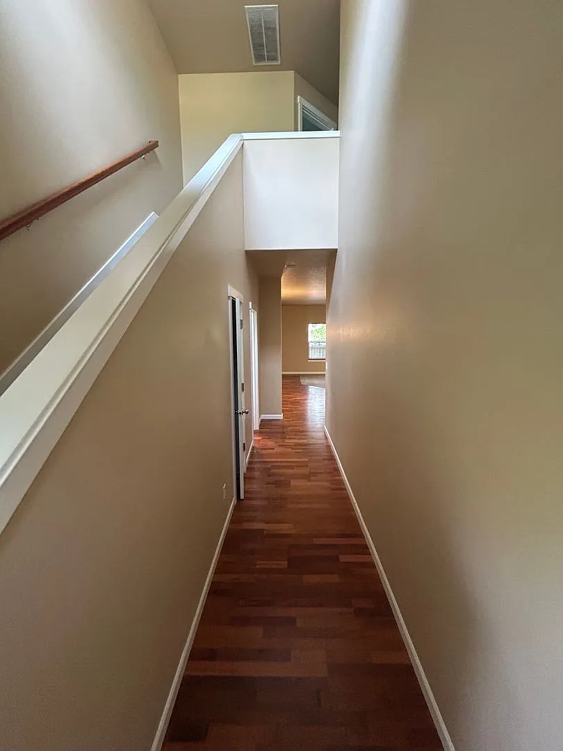 3 Bedroom, 2.5 Bath Condo in NW McMinnville- Great Location — Photo 2
