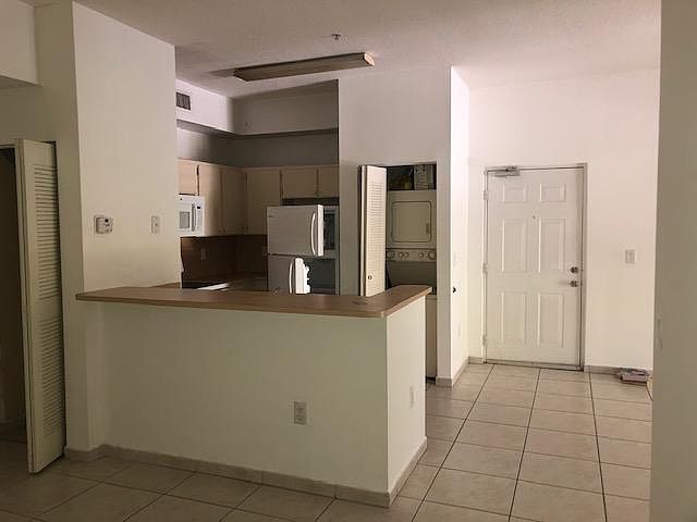 1st image of 7230 NW 114th Ave APT 204