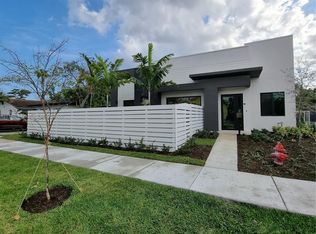 810 NE 14th Pl #810 & 808, Fort Lauderdale, FL 33304