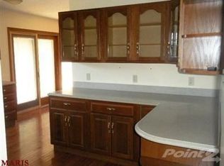 2015 Mangan Rd, Pacific, MO 63069