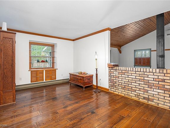 4th image of 11923 Green Rd