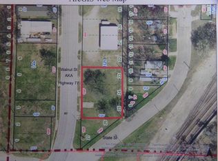 204 N Walnut St, Augusta, KS 67010