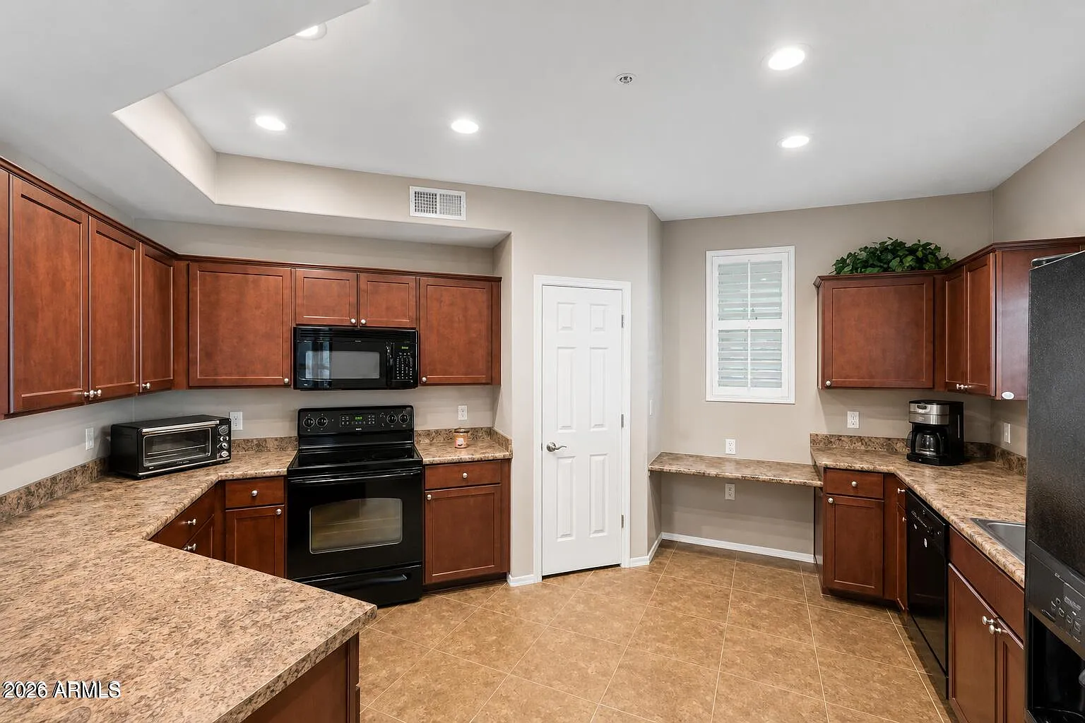 2 bed, 2.0 bath, 1336 sqft, $1,950 — Photo 3