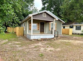 206 Newton St, Hartford, AL 36344