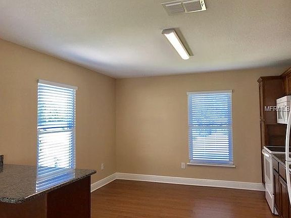 4th image of 404 W Ann St #112