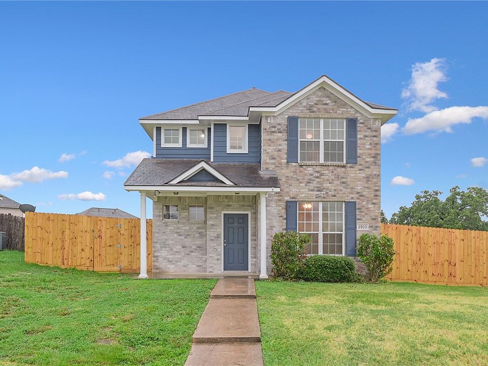 1st image of 2903 McLaren Dr
