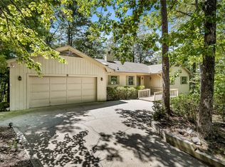 11 Captain Ln, Salem, SC 29676