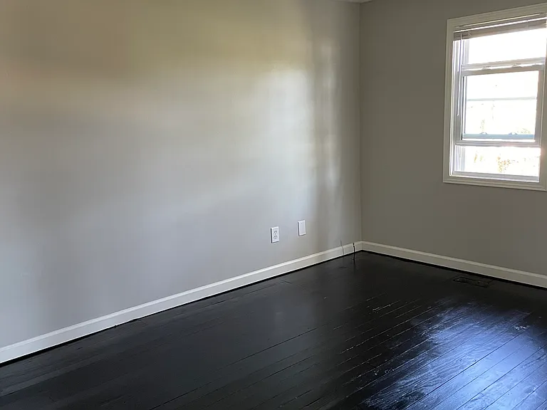 108 Merriman Rd — Photo 9