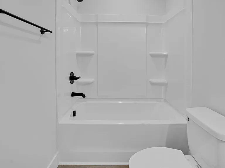 521 S Brady Ave — Photo 26