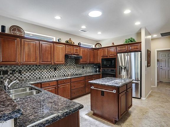 3rd image of 20841 N Canyon Whisper Dr