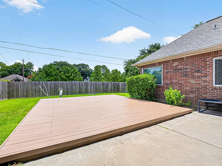 1430 Mabry Mill Rd — Photo 35