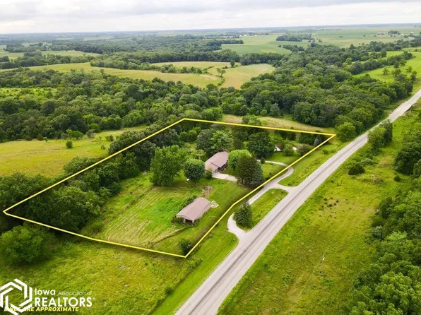 2672 Douds Rd, Libertyville, IA 52567