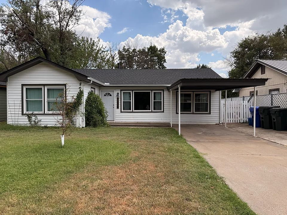 1228 Dakota St