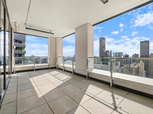 232 East 54th Street image 36 of 48