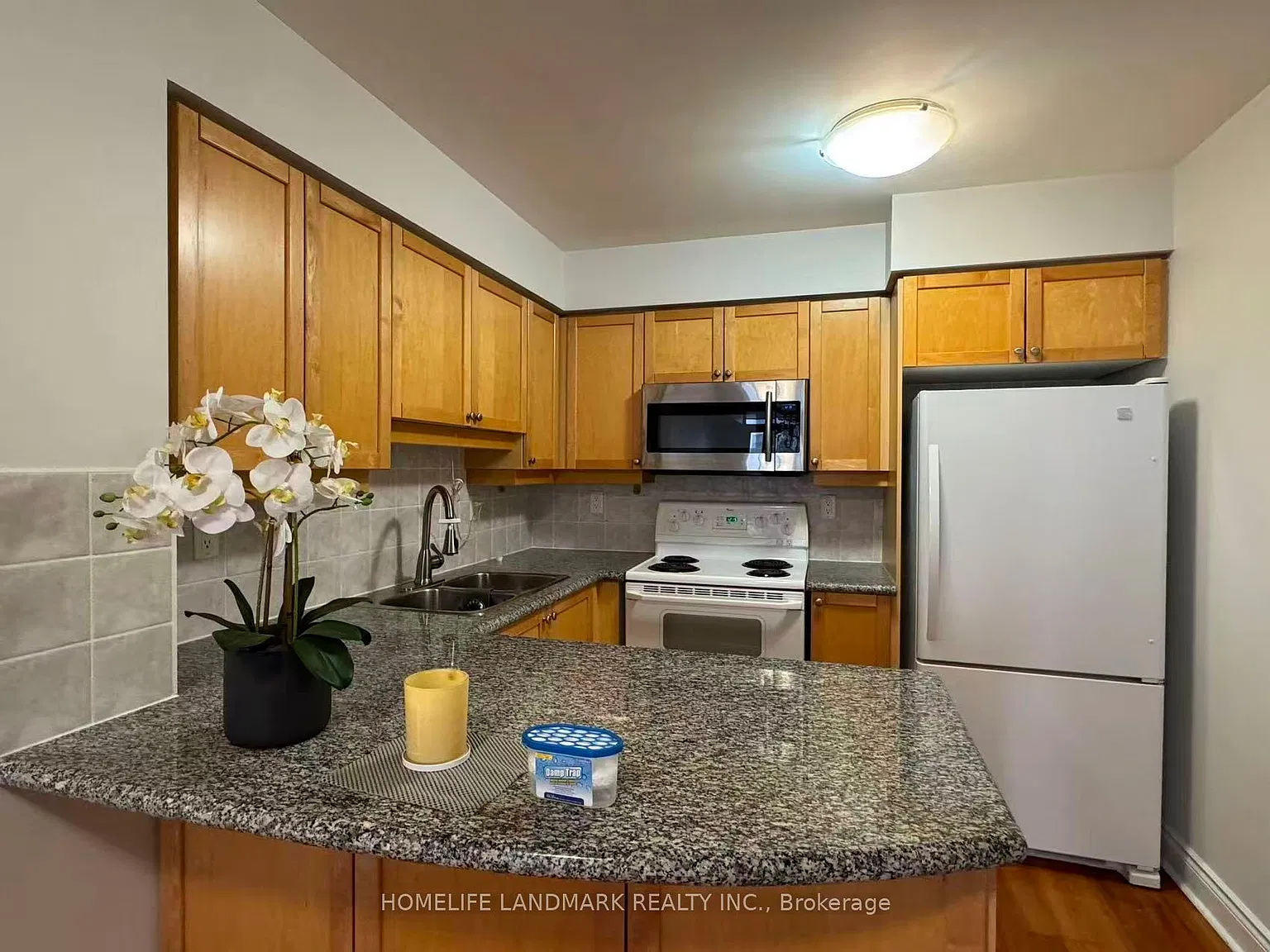 1 bed, $2,300 — Photo 2