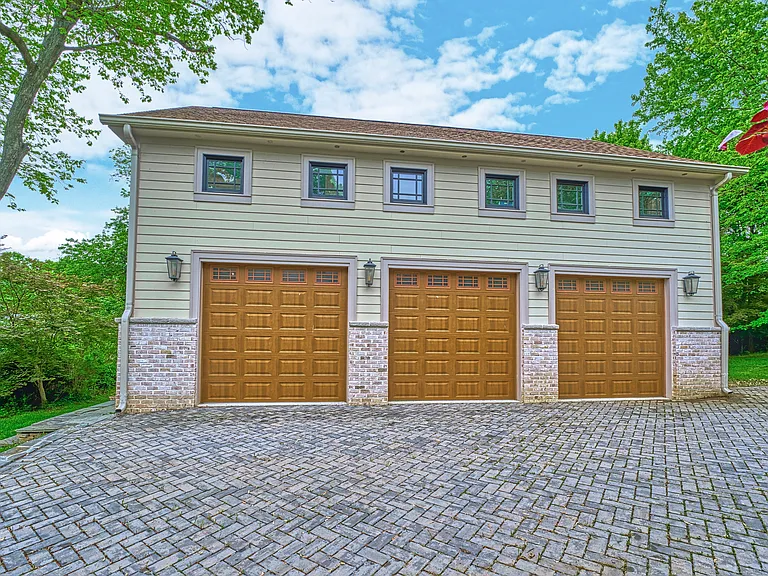 6506 Divine St — Photo 36