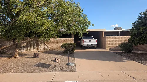 9813 W Lancaster Dr Photo 1