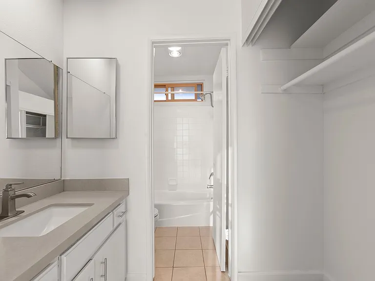 (AN/FE/YO:B) 4610 Natick Avenue — Photo 13