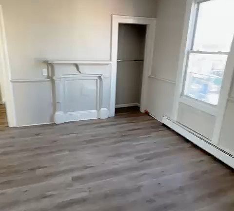 3rd image of 64 Marshall St Floor 3