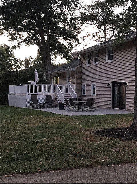1st image of 42 Henning Dr